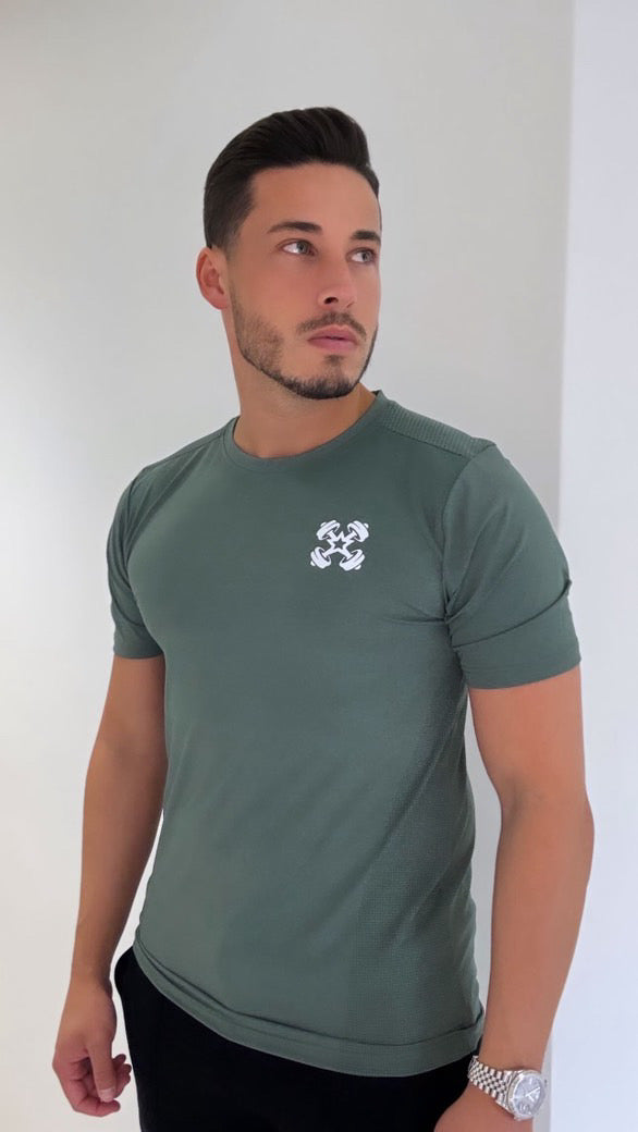 BADGED GYM SHIRT - GREEN